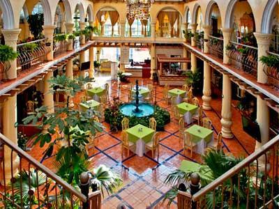 Centro Margaritas Hotel
