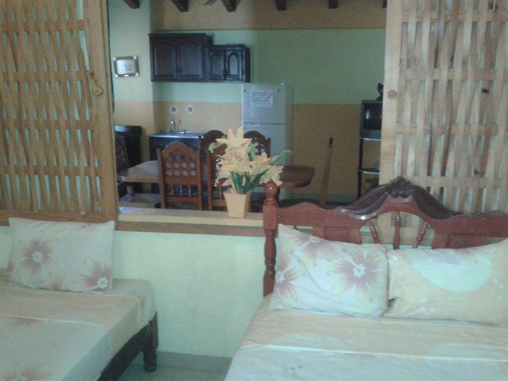 Salinas Hotel