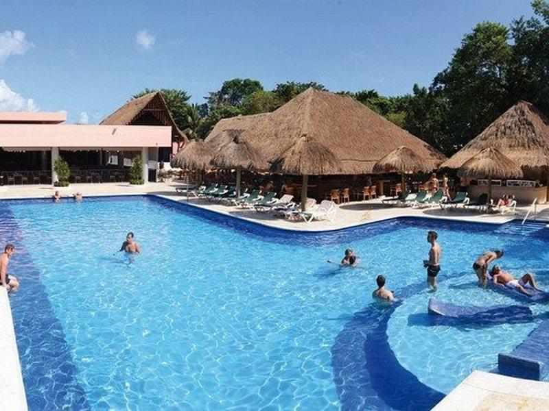 Riu Lupita Hotel