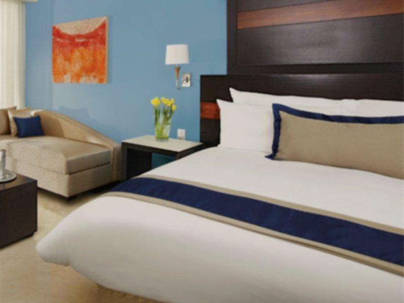 Secrets Huatulco & (adults Only) Resort