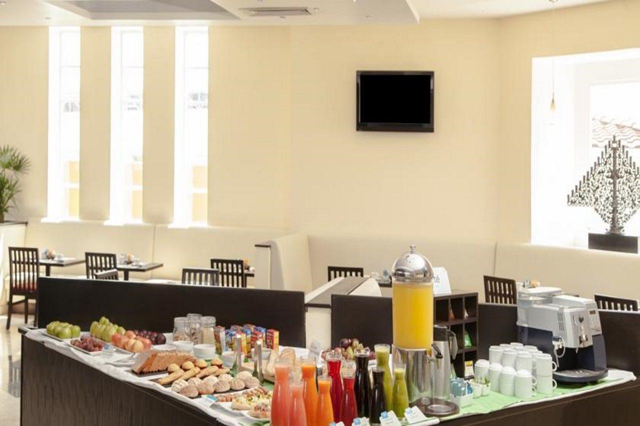 Baymont By Wyndham Hotel