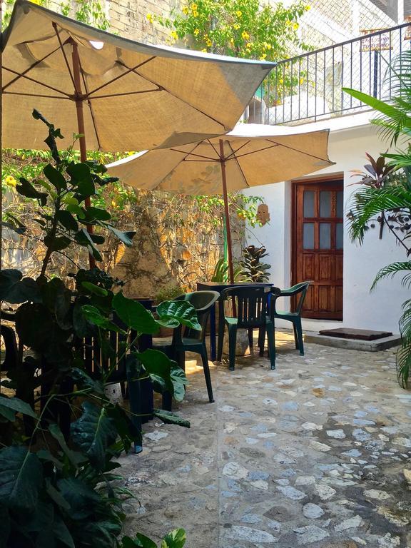 Hotel Mayflower Puerto Escondido (Oaxaca)