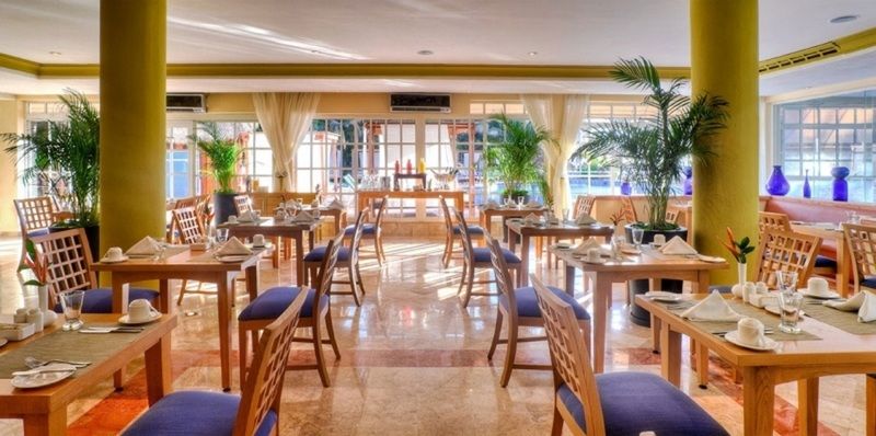 Resort El Dorado Seaside Suites, Catamaran, Ecoturistic Ranch, & Inclusive - Adults Only