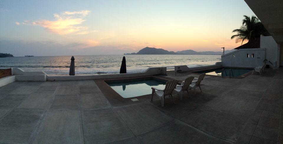 Real Manzanillo