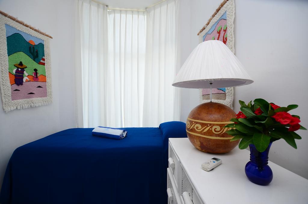 Dolphin Cove Aparthotel