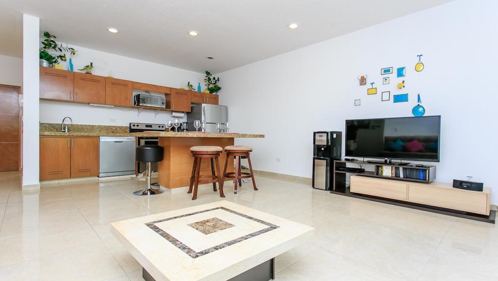 Apartment Perfectly Situated Between The Beach & Town By Stella