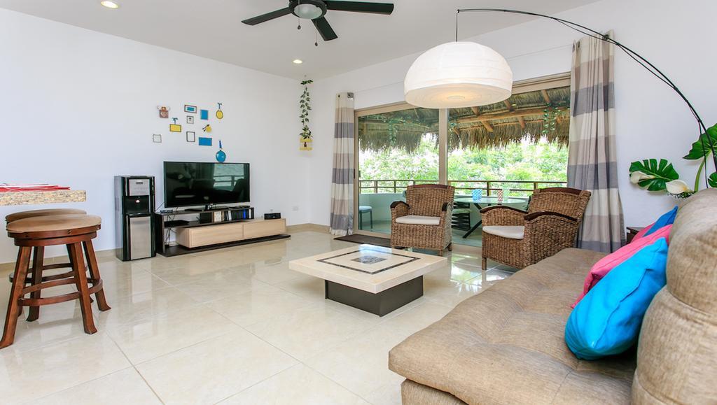 Apartment Perfectly Situated Between The Beach & Town By Stella