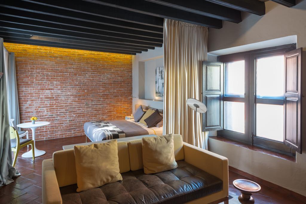 Hotel Dos Casas &