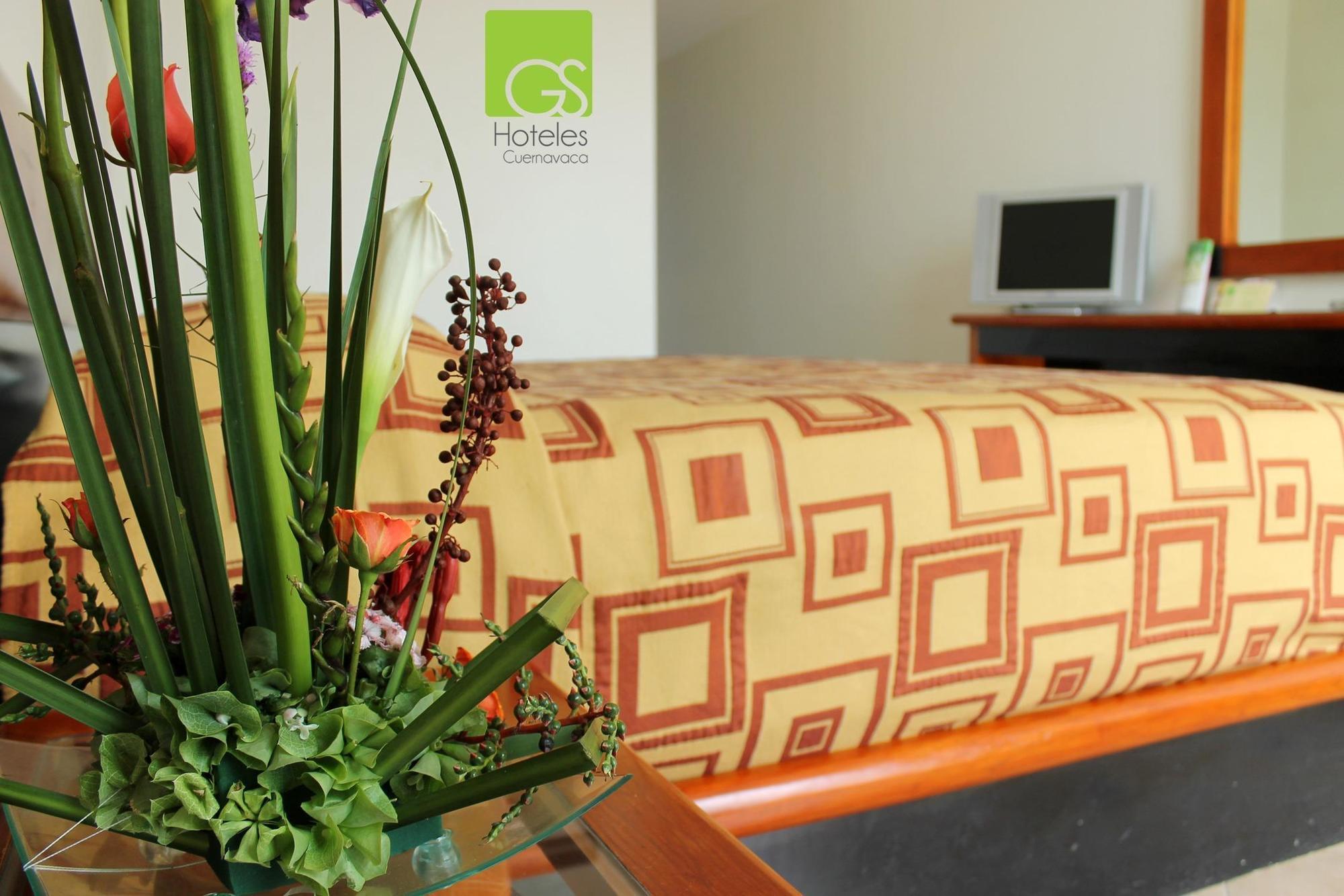 Gs (adults Only) 4*
