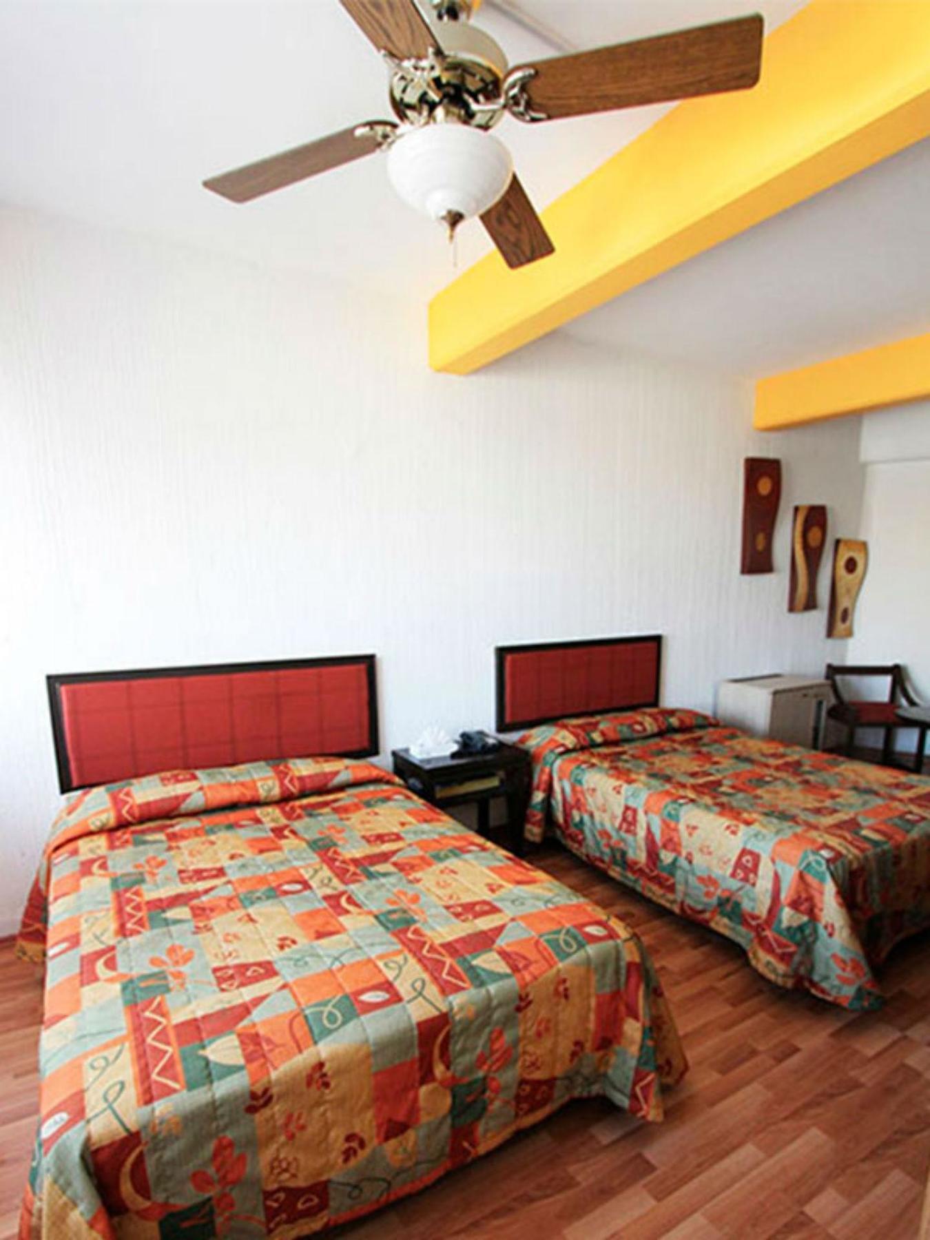 Capital O Nueva Galicia, Guadalajara Centro Downtown Hotel 4*