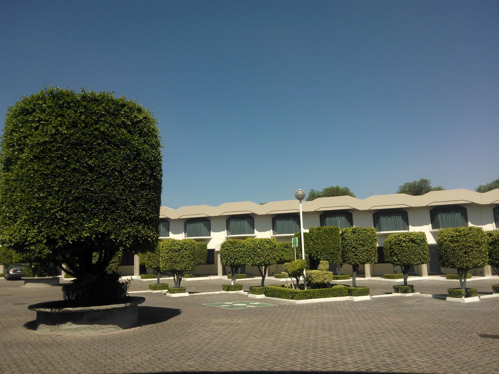 Hotel Puente Real