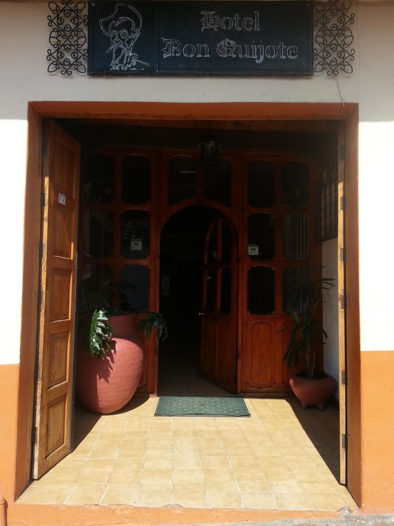 Hotel Don Quijote 3*