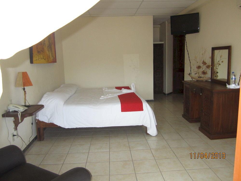 Hotel Tradicional Savaro Sa De Cv Zihuatanejo