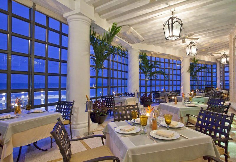 Le Meridien And Hotel Cancun