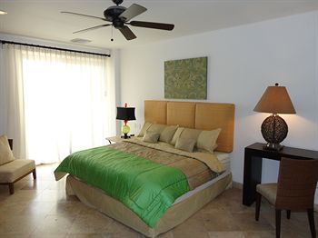 Hotel The At La Vista Boutique