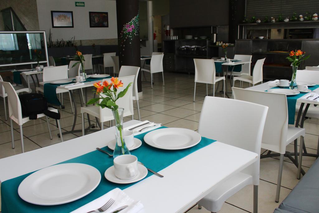 Chiapas Express, 3*