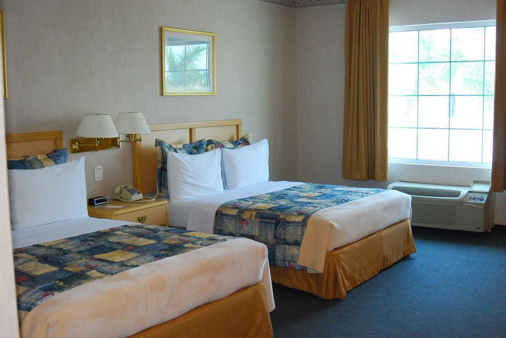 Hotel Rio Vista Business High Class