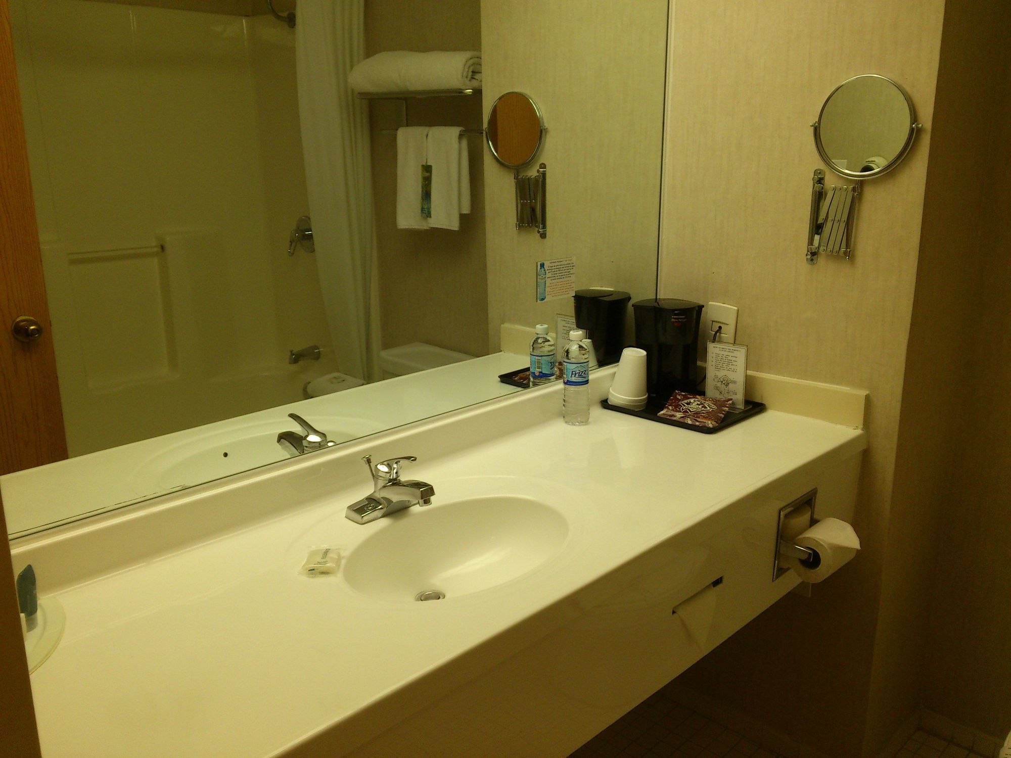 Rio Vista Business High Class Tampico