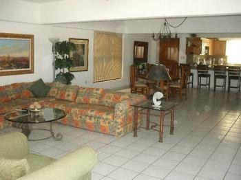Plaza Nautica Hotel