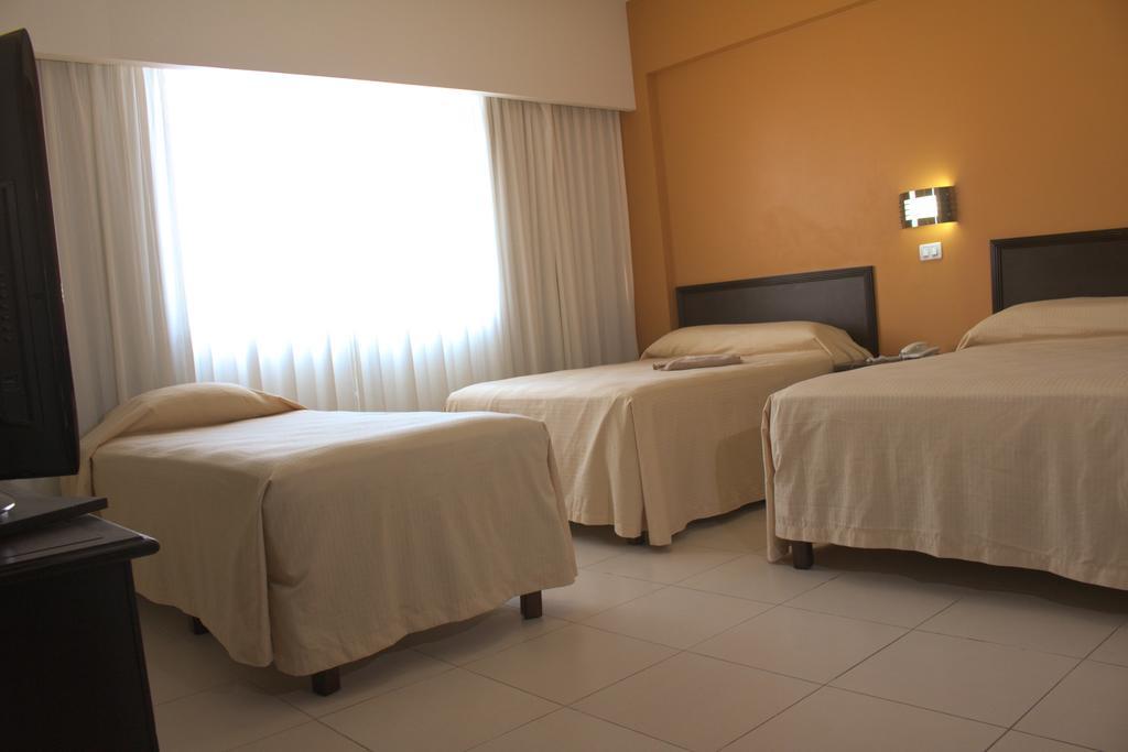Miraflores Hotel 3*