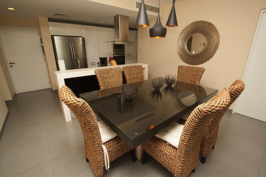 Apartment Nick Price Residences By Teamoplaya