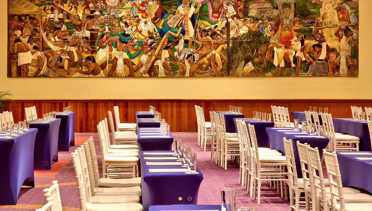 Galeria Plaza Hotel 4*