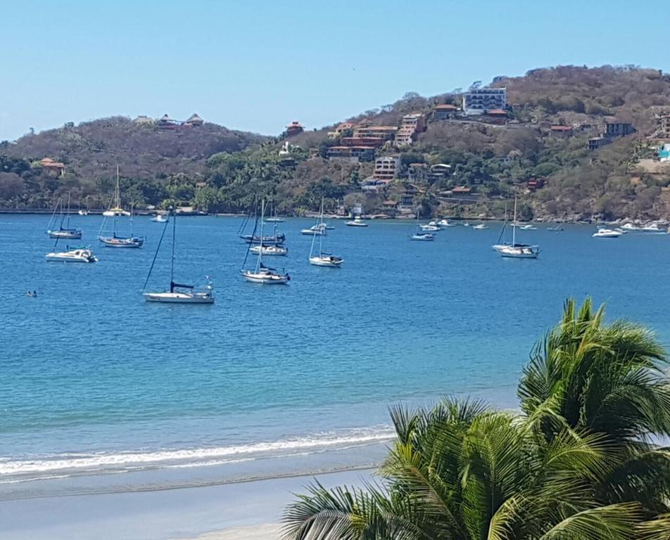 Hotel Aura Del Mar Zihuatanejo
