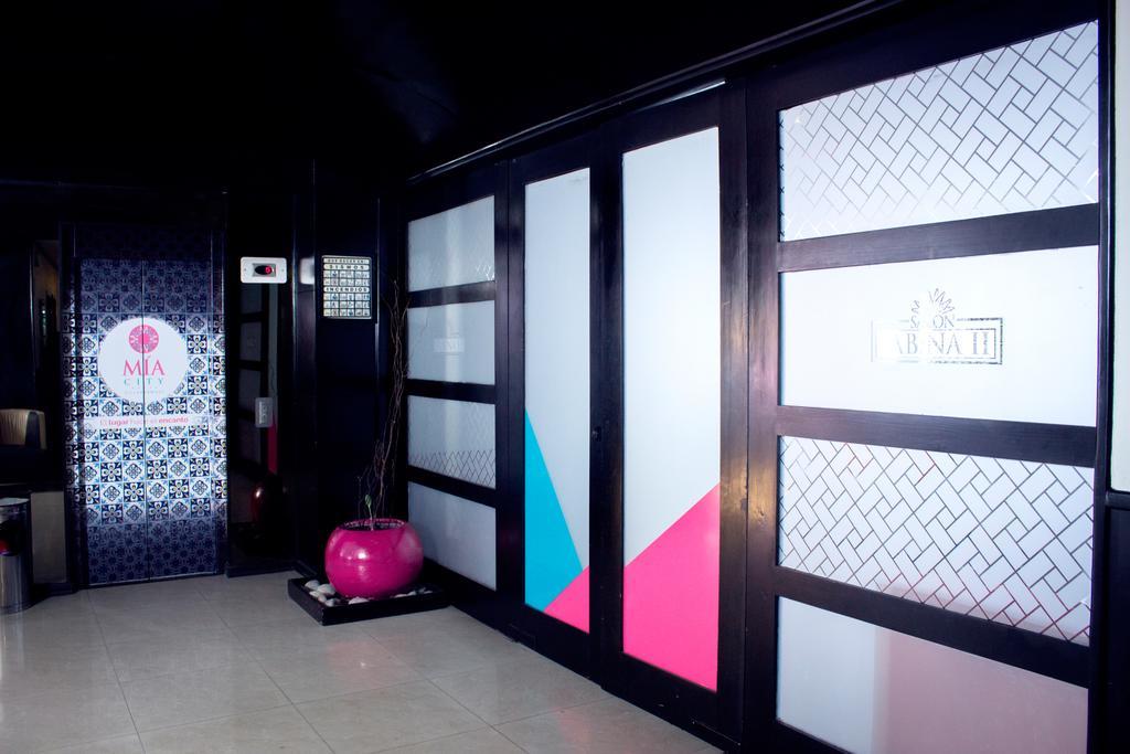 Mia Hotel