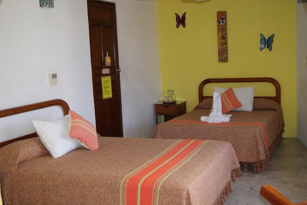 La Cabana Hotel