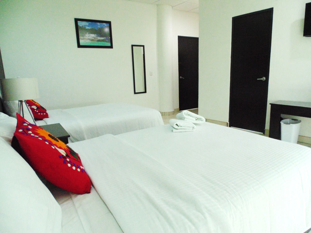 Chiapas Express, Hotel