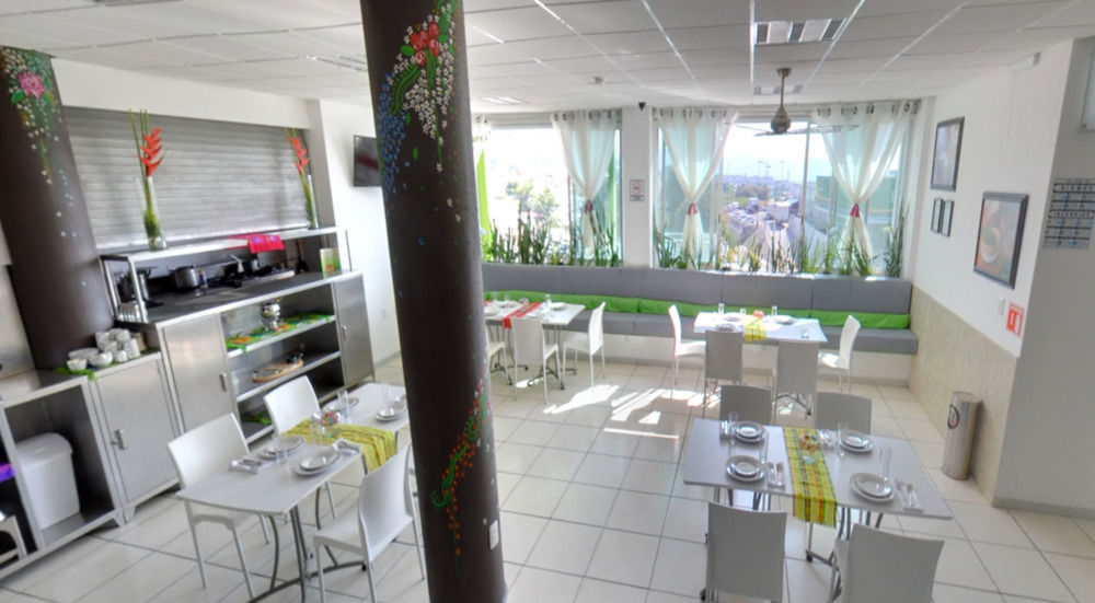 Hotel Chiapas Express, Tuxtla Gutierrez