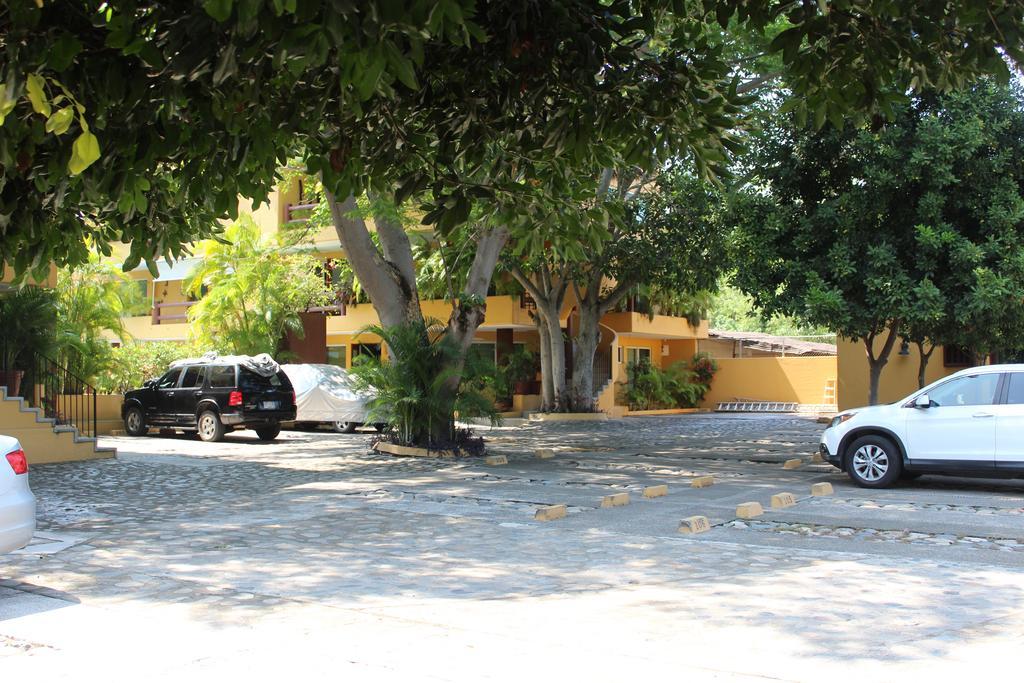 Apartment Mangos Zihuatanejo