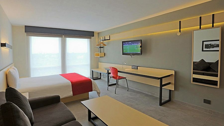 Express By Marriott Hotel 4*