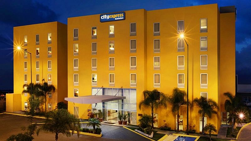 Express By Marriott Hotel 4*