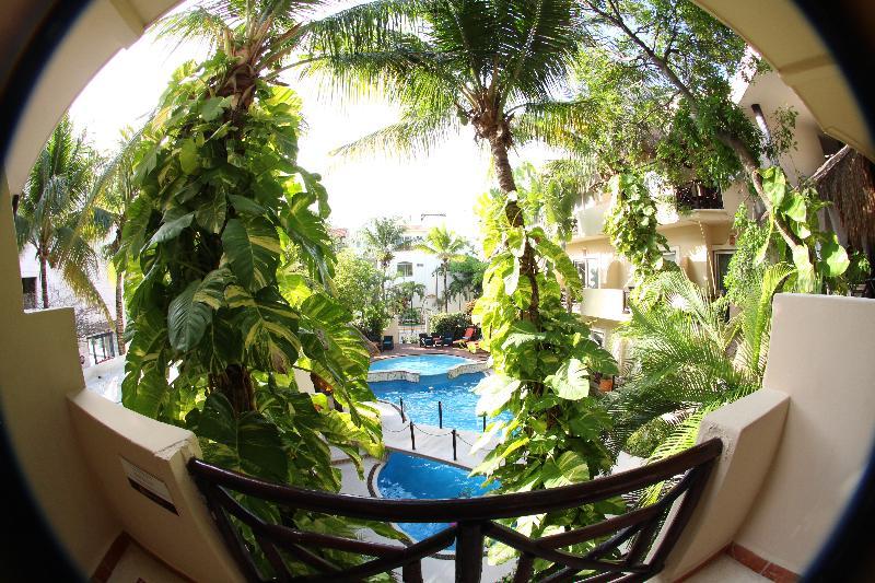Riviera Del Sol Hotel