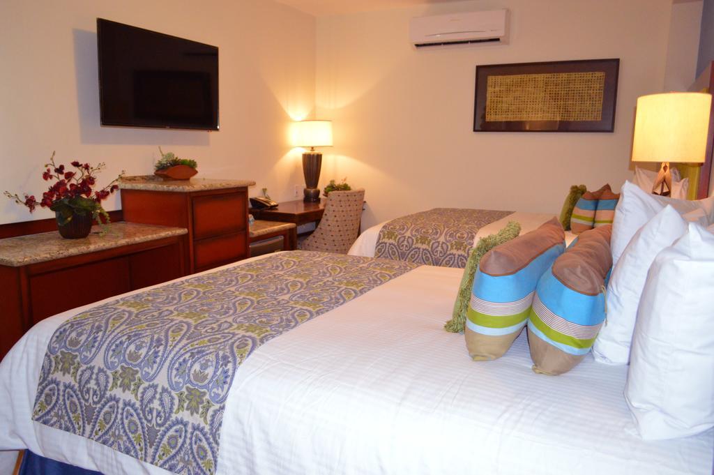 Hotel Hblue La Paz