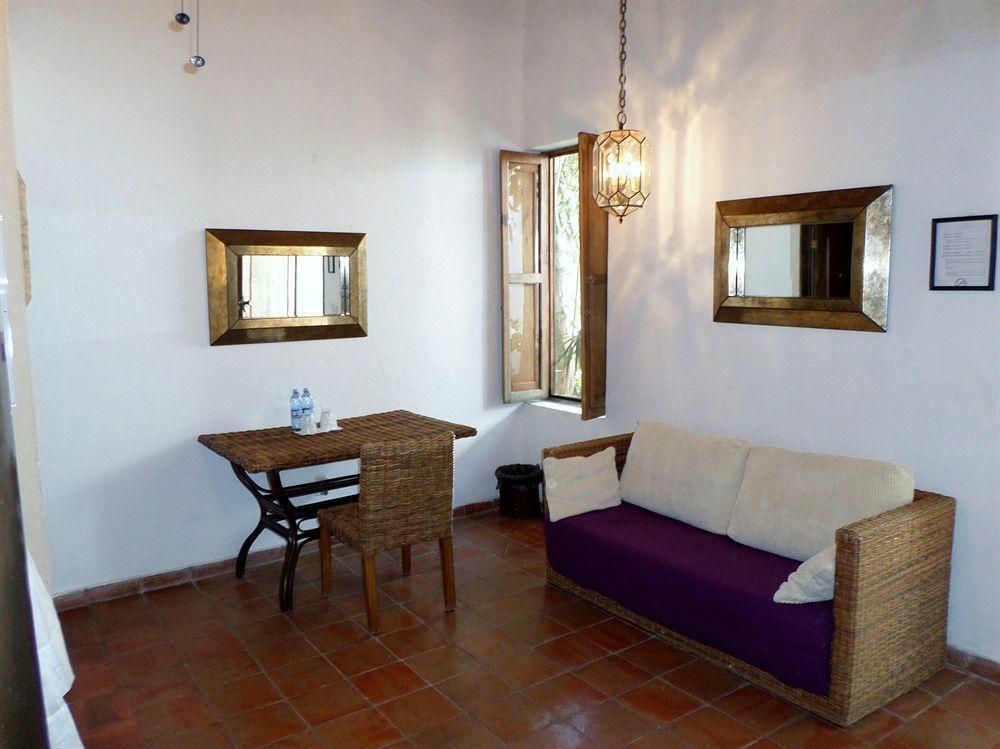 Rosa Morada Bed & Breakfast 4*