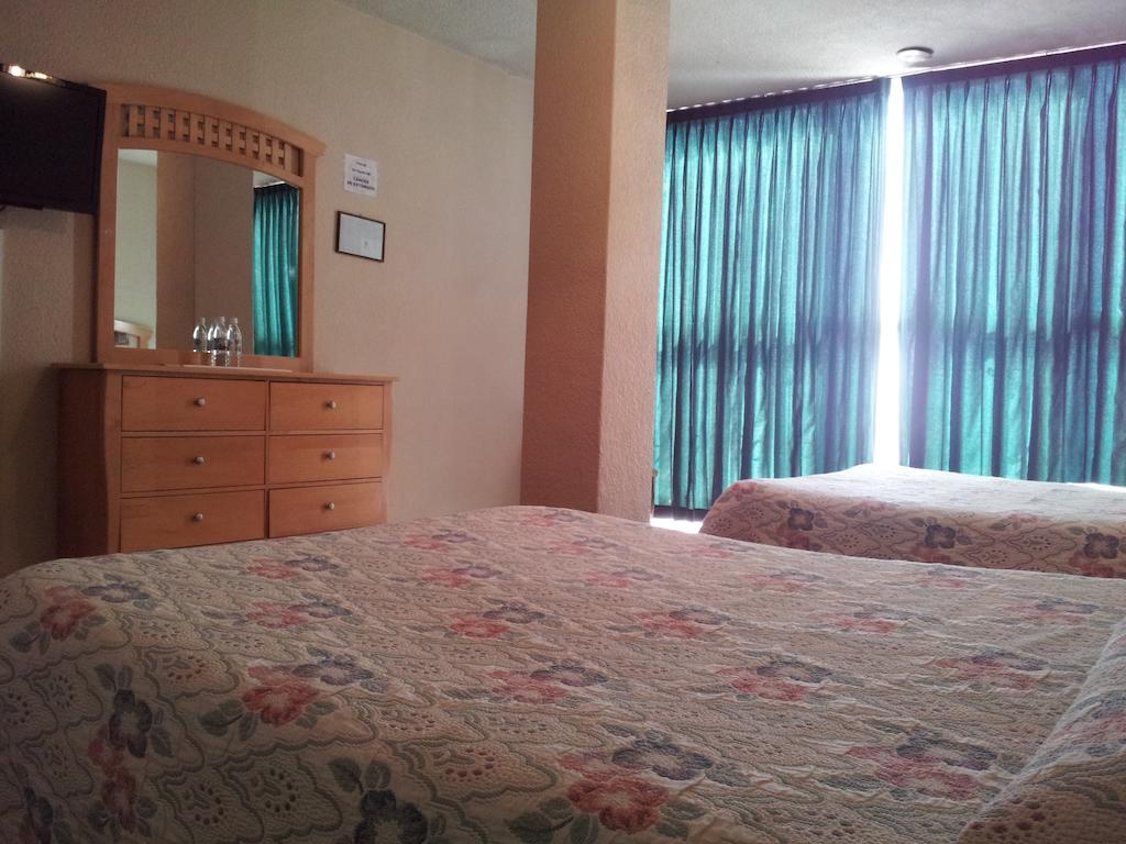 El Monte Hotel