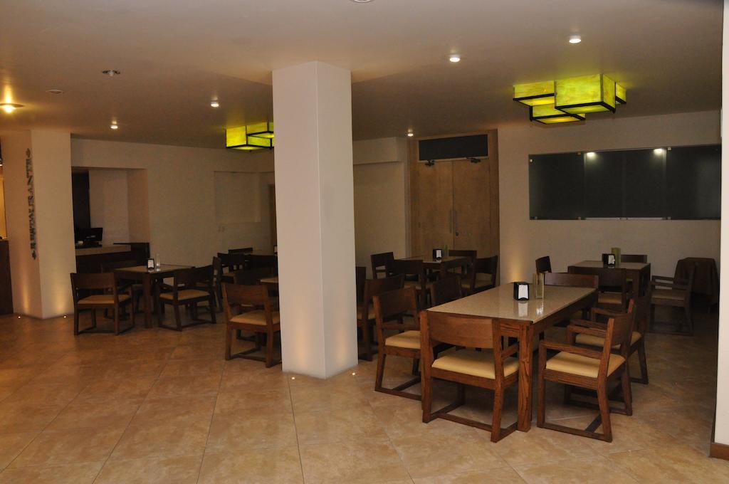 Hotel El Monte 3*