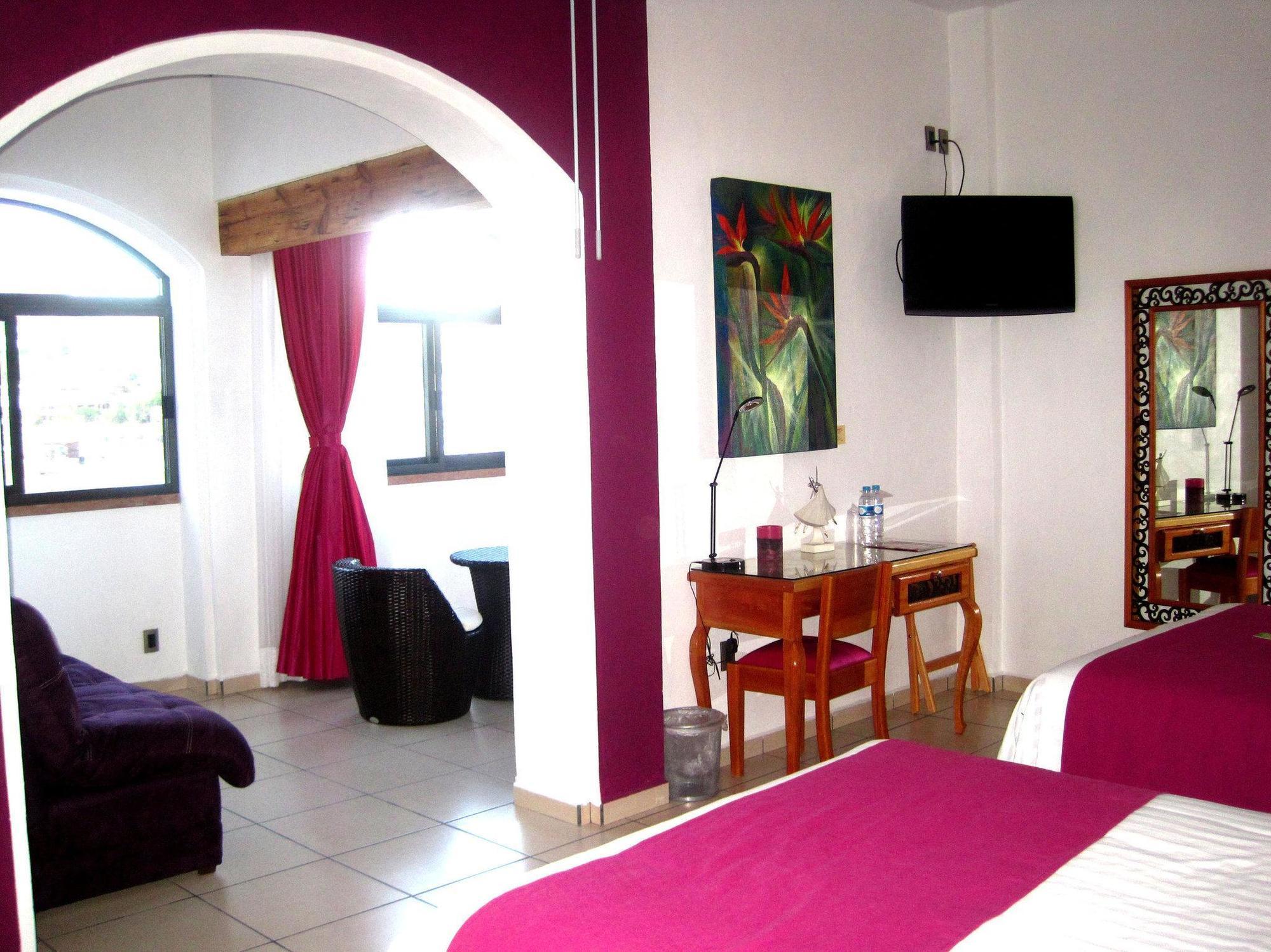 Boutique Pueblo Lindo Hotel