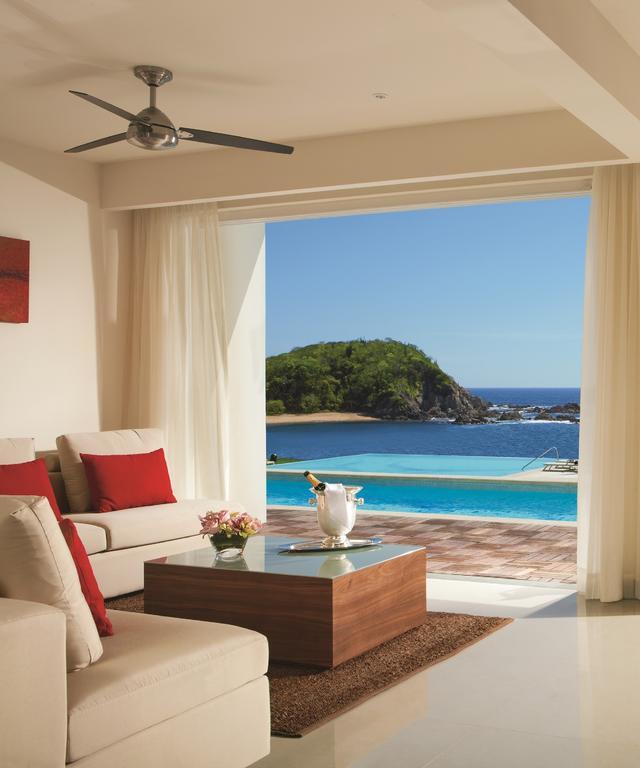 Secrets Huatulco & (adults Only) Resort