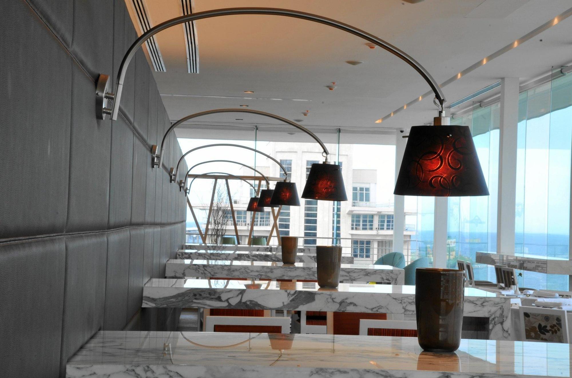 Hotel Emporio