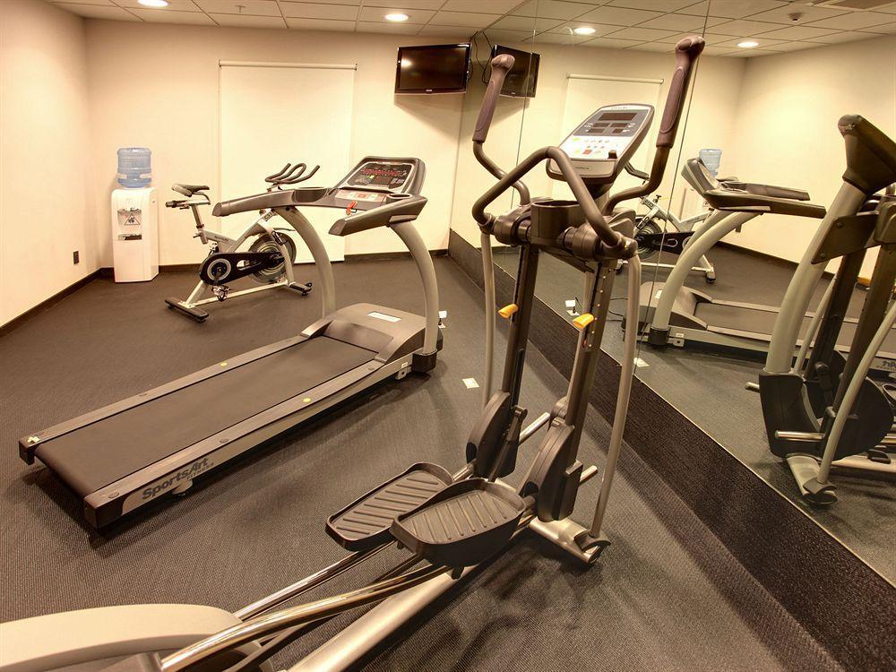 Hotel Express By Marriott La Paz