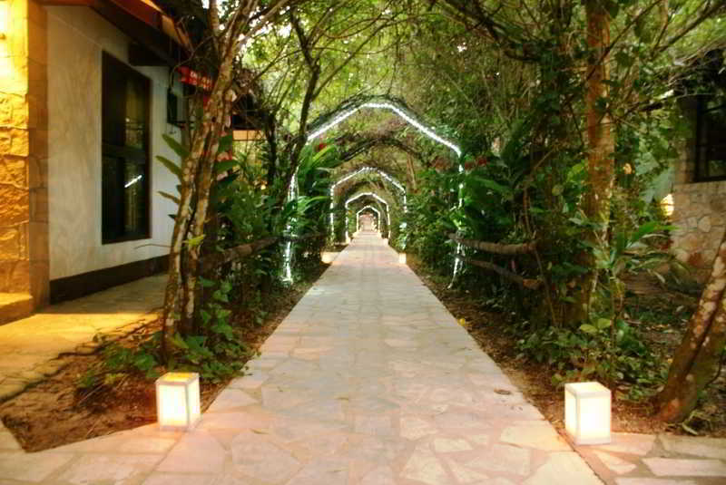 Lodge Chan-kah Village Convention Center & Maya Palenque