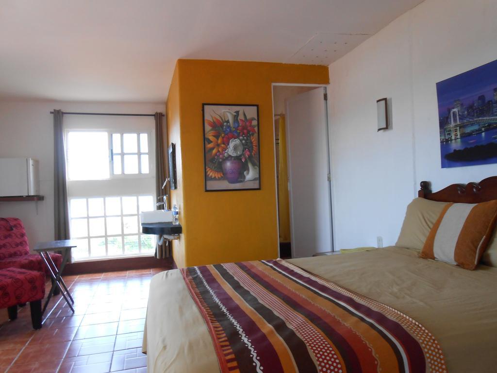 Hotel Y Monteverde 3*