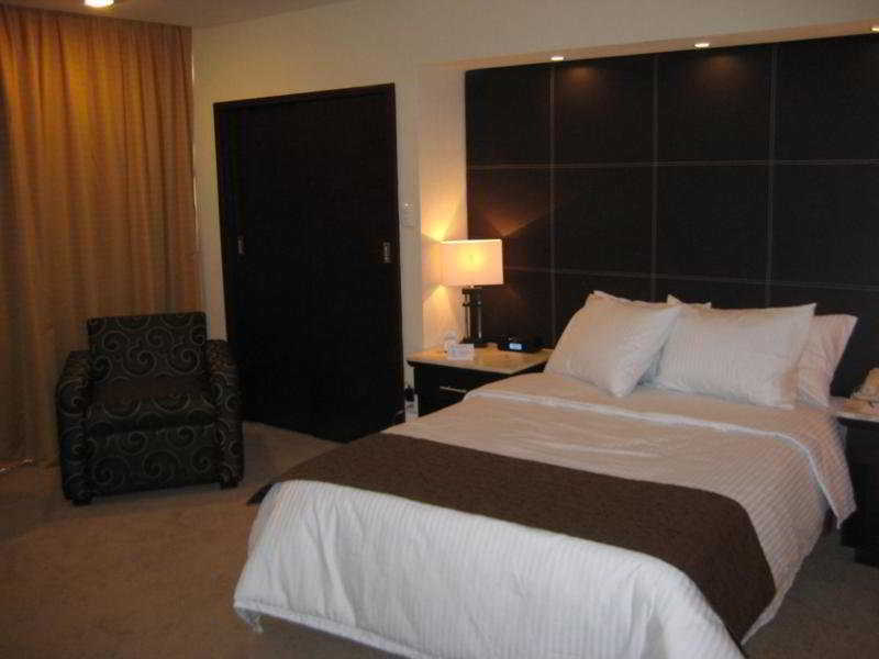 Panorama 4*