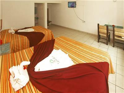 Hotel Parotas