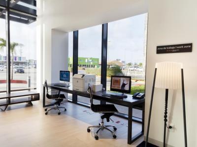Hampton By Hilton Cumbres Cancun