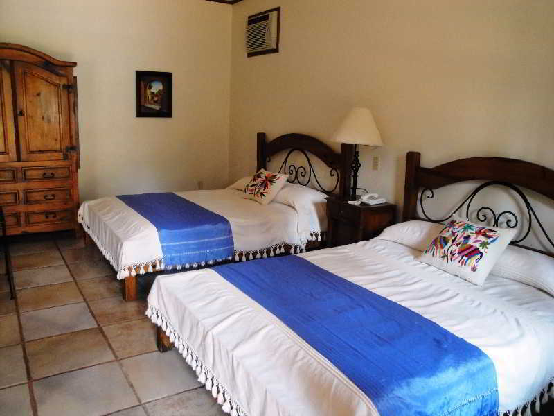 Hotel Casa De Adobe Gallery & Luxury Boutique