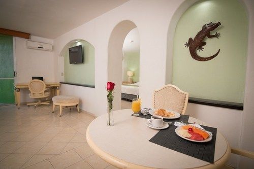 De Casa Blanca Hotel 4*